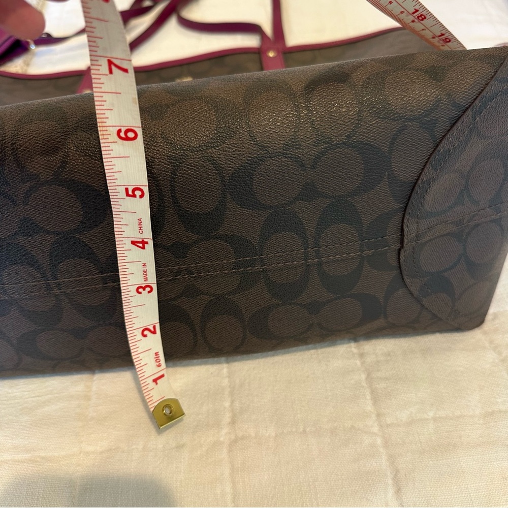 Coach Reversible City Tote In Signature Canvas  Dark Brown and Magenta - Picture 14 of 16